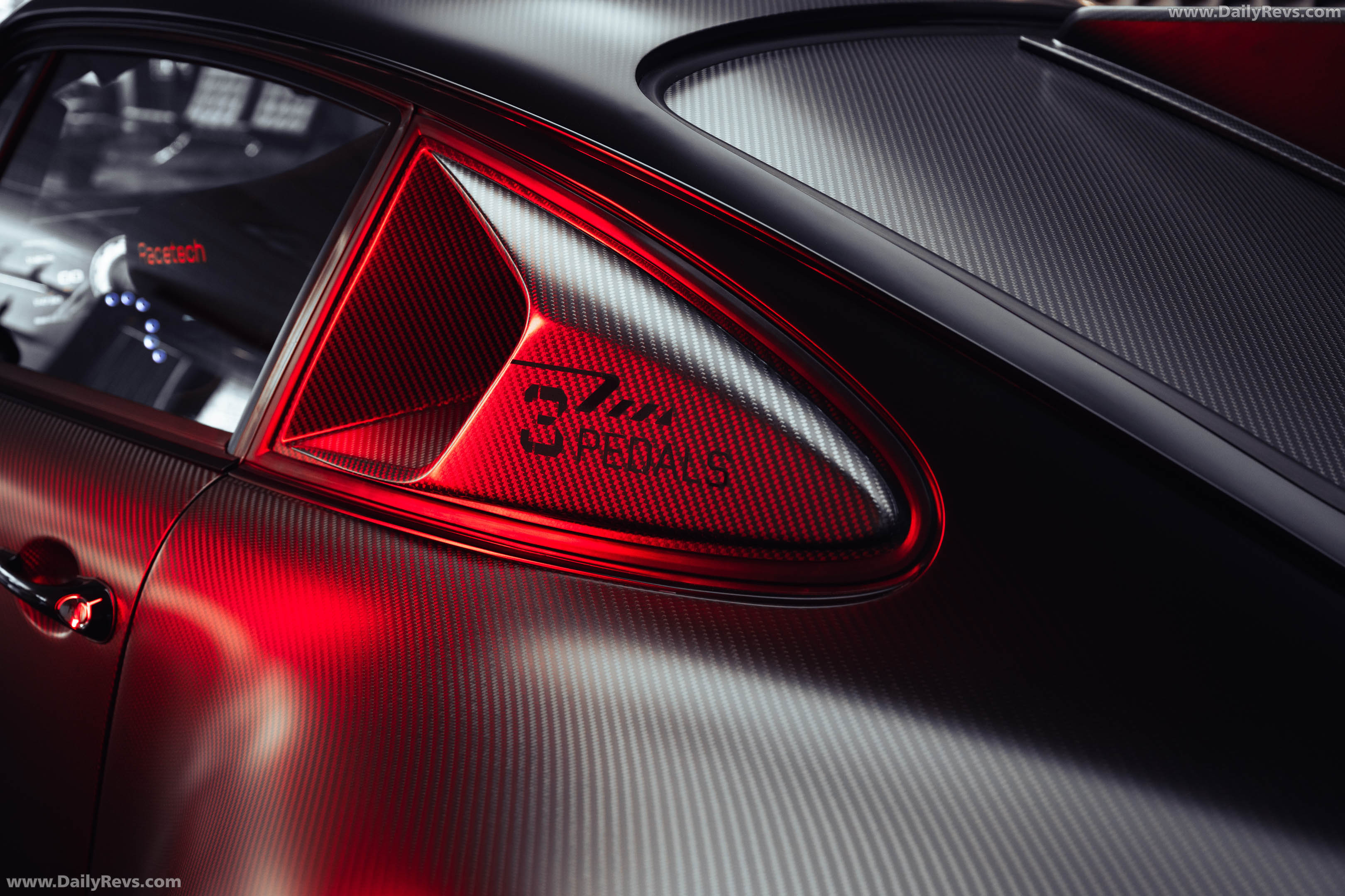 2027 Gunther Werks GXR-Evo Exterior